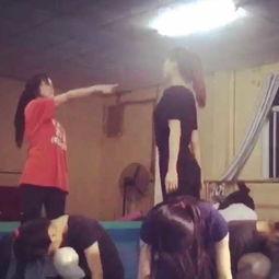 编舞成人简单舞蹈视频,跟随视频学习简单成人舞蹈步骤