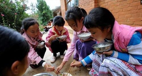 贫困成人吃饭视频,揭示生活艰辛与希望之光