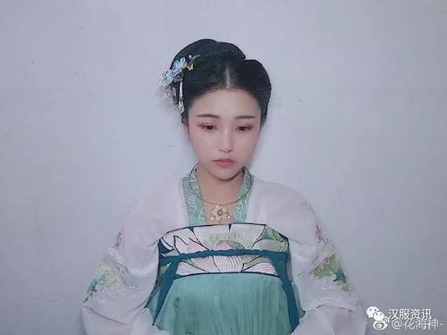 成人朗诵汉服发型视频